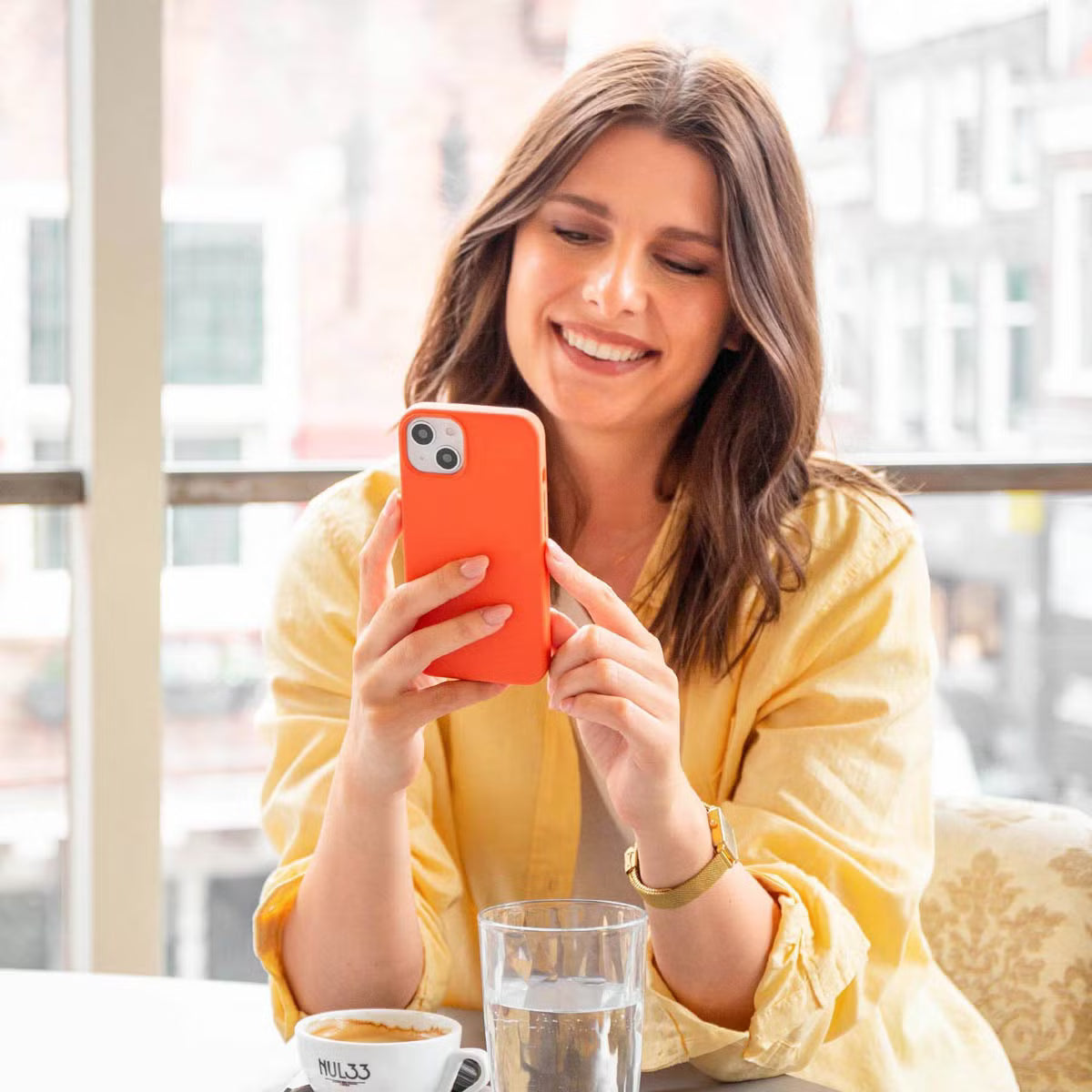 Access Liquid Silicone Backcover for Apple iPhone 14 / 13 - Nectarine