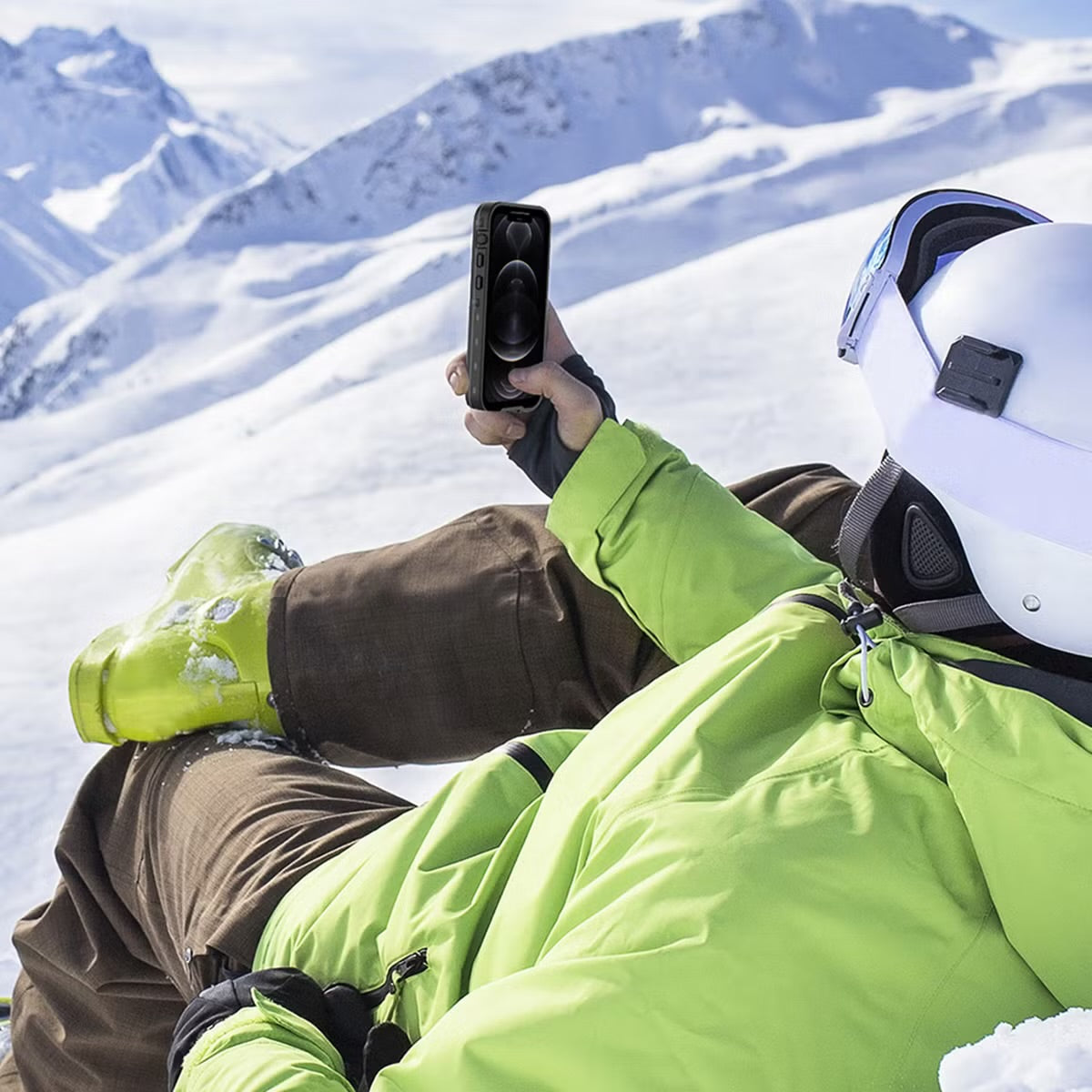 Redpepper Dot Plus Waterproof Backcover for Apple iPhone 12 - Black