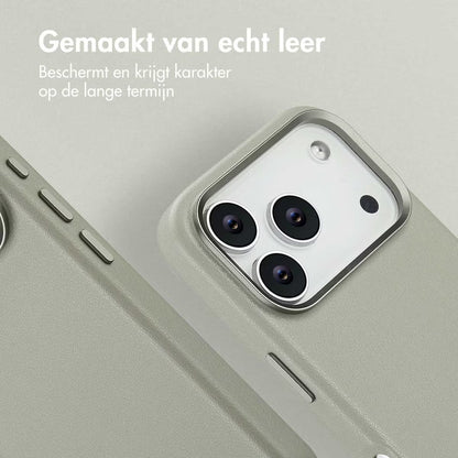 Access MagSafe Leather Backcover for Apple iPhone 17 Pro - Lichtgrijs 