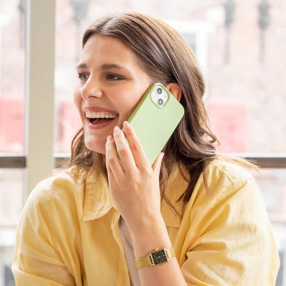 Accezz Liquid Silicone Backcover for Apple iPhone 15 - Green