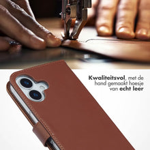 Selencia Echt Leren Bookcase for Apple iPhone 17 - Lichtbruin 