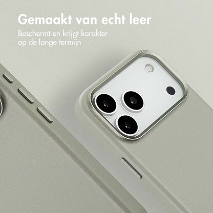 Access MagSafe Leather Backcover for Apple iPhone 17 Pro Max - Lichtgrijs