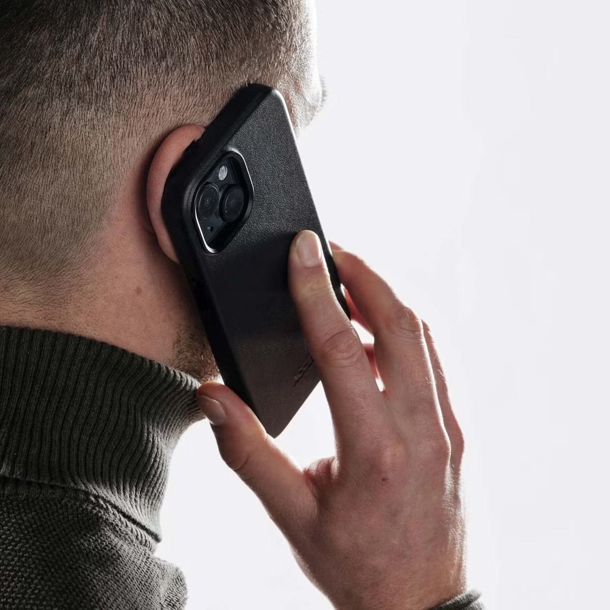 Access MagSafe Leather Backcover for Apple iPhone 16 Pro Max - Onyx Black