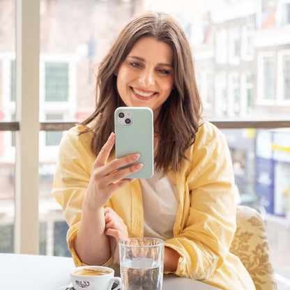 Accezz Liquid Silicone Backcover for Apple iPhone 15 - Sky Blue