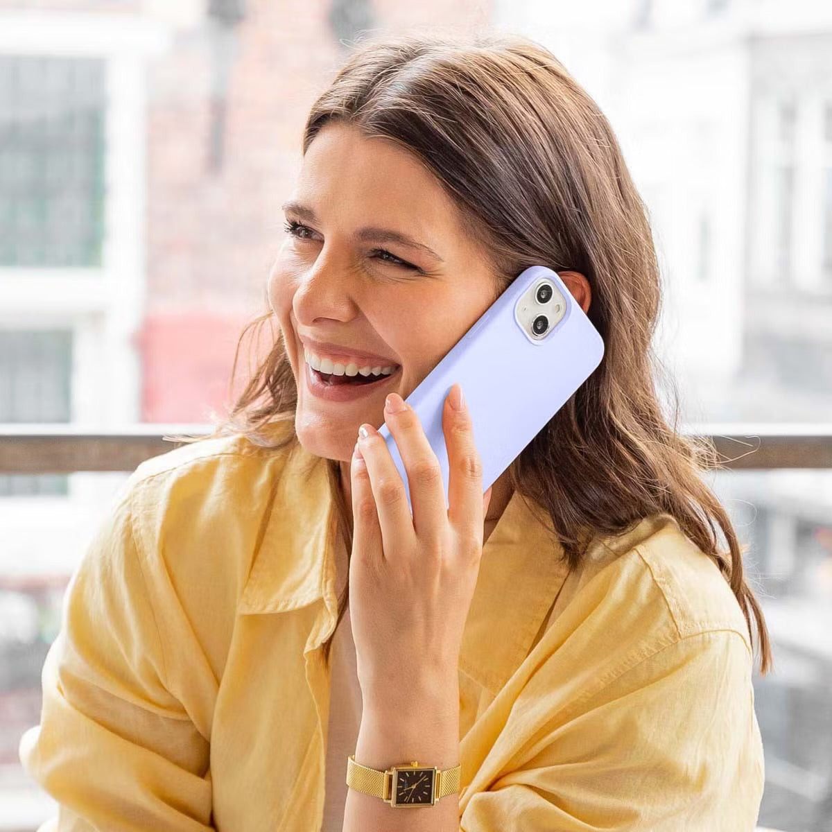 Access Liquid Silicone Backcover with MagSafe for Apple iPhone 17 - Paars