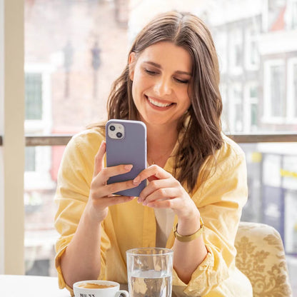 Accezz Liquid Silicone Backcover for Apple iPhone 15 - Lavender Gray