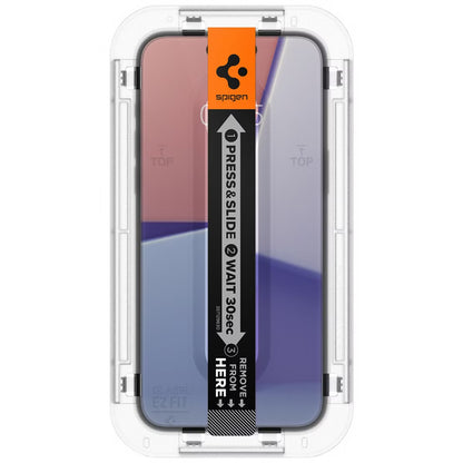 Spigen GLAStR EZ Fit Screenprotector + Applicator 2-pack for Apple iPhone 16 / 15