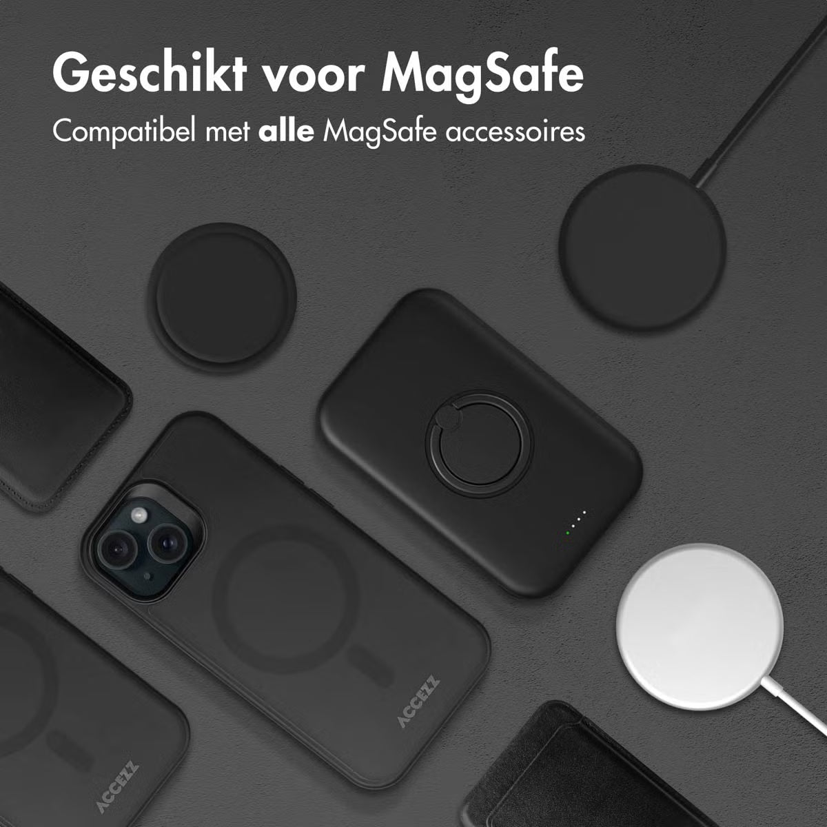 Accezz Rugged Frosted MagSafe Backcover voor de Apple iPhone 16 Pro Max - Zwart