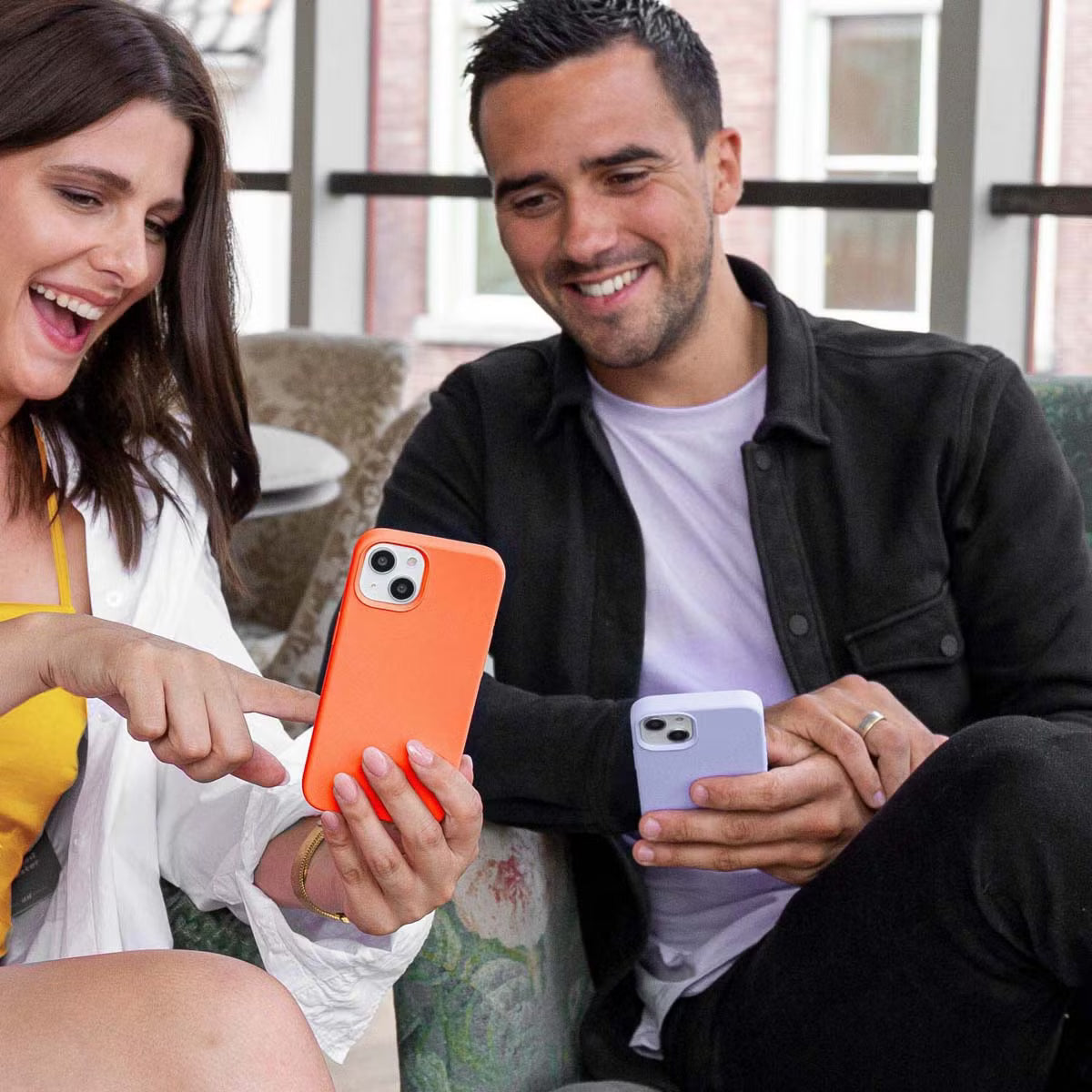 Access Liquid Silicone Backcover for Apple iPhone 14 / 13 - Nectarine 